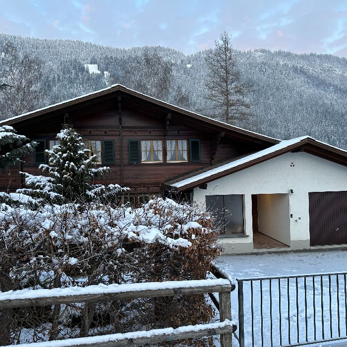 FEWOlution Ferienwohnung Chalet Finkenwiese ganzes Haus Zweisimmen