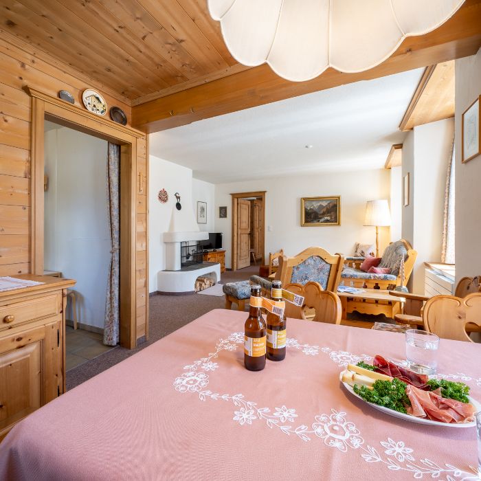 FEWOlution Ferienwohnung Chasa Plazza Gronda Lavin