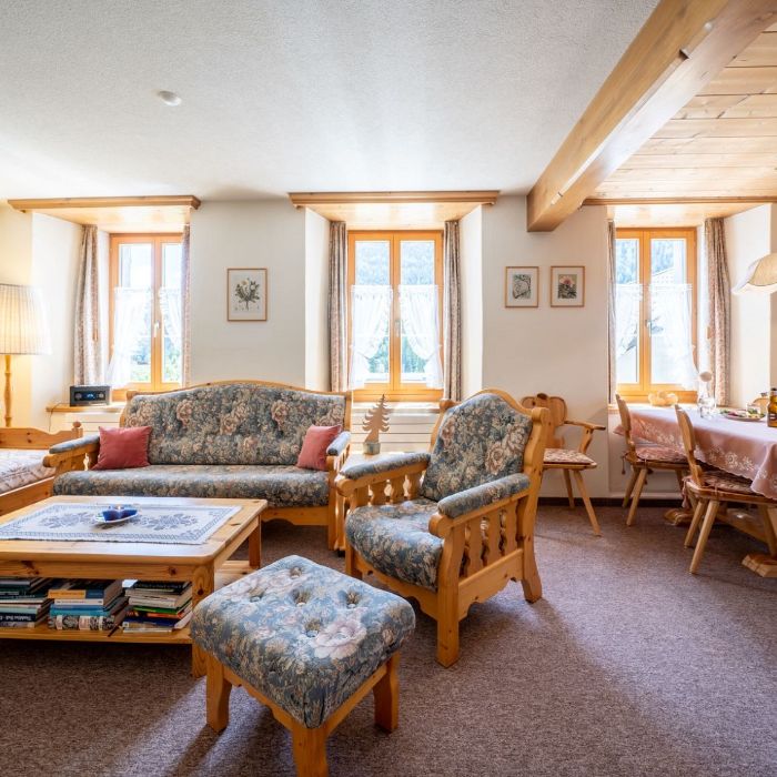 FEWOlution Ferienwohnung Chasa Plazza Gronda Lavin