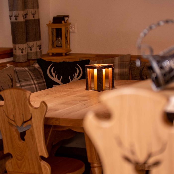 Ferienwohnung Engadin-Chalet, Luxus am Berg Bever FEWOlution