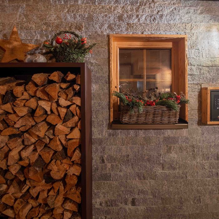 Ferienwohnung Engadin-Chalet, Luxus am Berg Bever FEWOlution