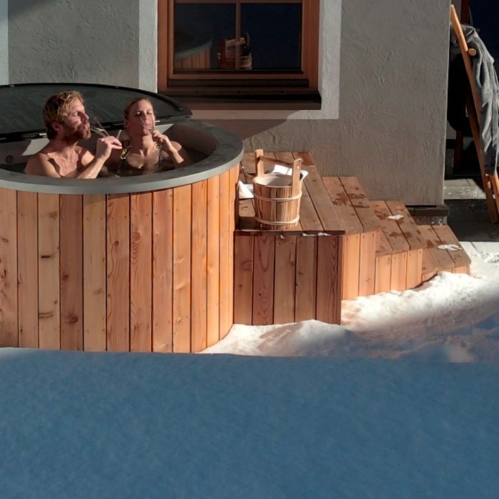 Ferienwohnung Engadin-Chalet, Luxus am Berg Bever FEWOlution