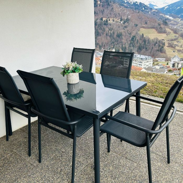 Ferienwohnung Flensa-Ferienwohnung Seewis Dorf FEWOlution