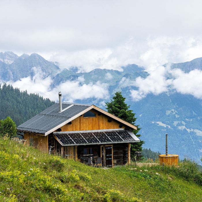 FEWOlution Ferienwohnung Eco Alpine Chalet mit HotPot Untervaz