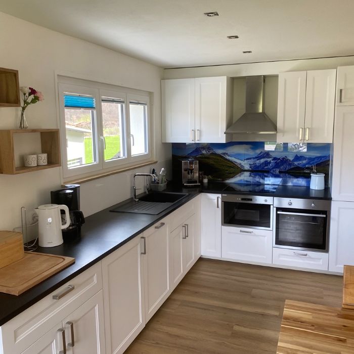 Ferienwohnung Spring Inn Schattenhalb FEWOlution